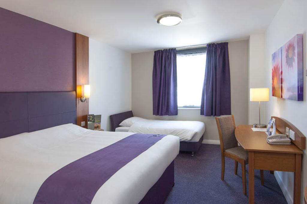 Premier Inn Sheffield Arena Pokój zdjęcie