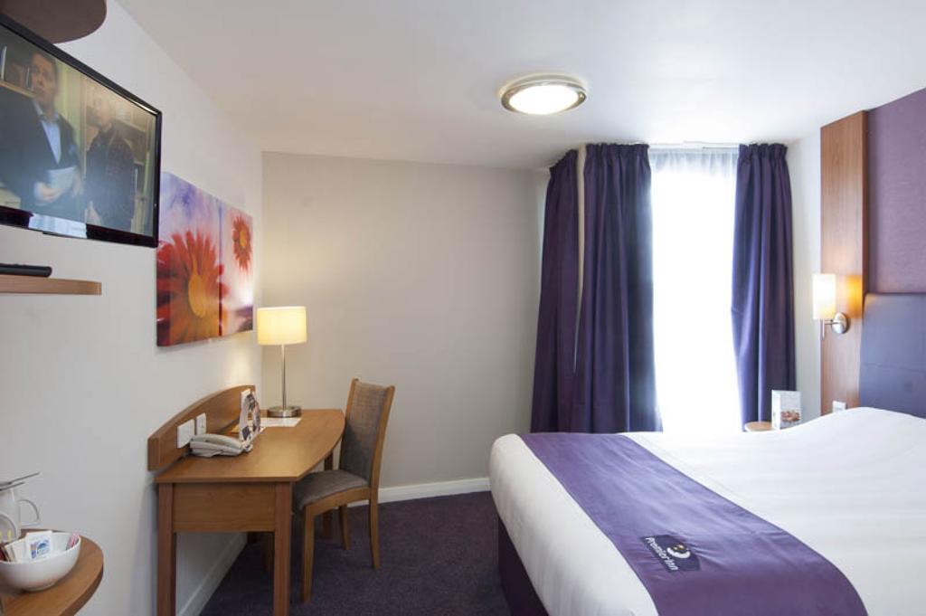 Premier Inn Sheffield Arena Pokój zdjęcie
