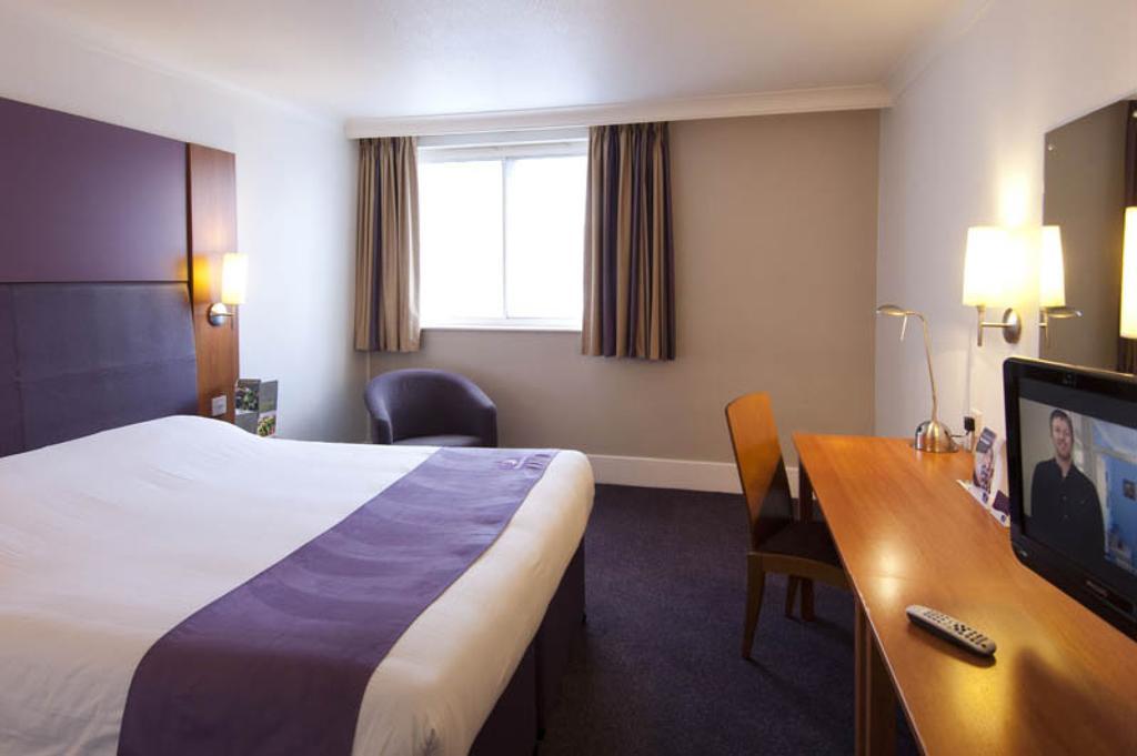 Premier Inn Sheffield Arena Pokój zdjęcie